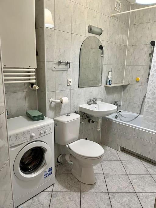 Apartment Kabaty Varşova Dış mekan fotoğraf